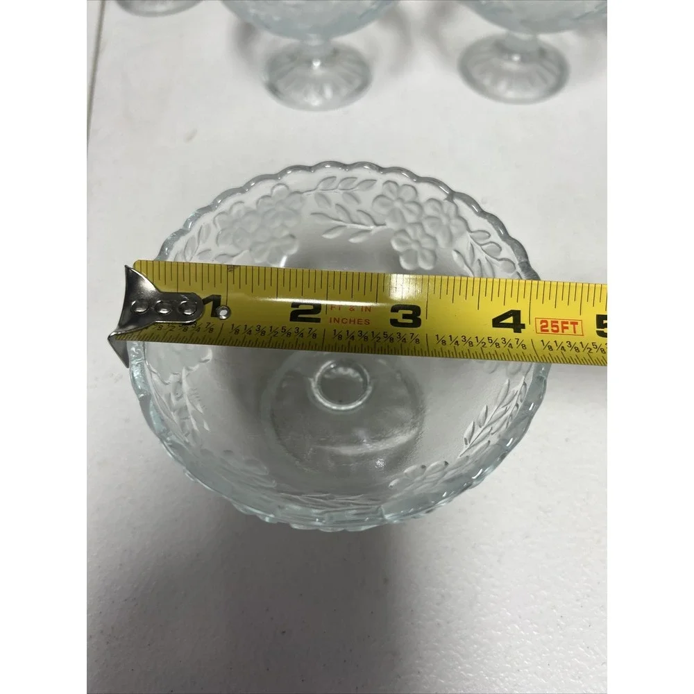 Set Of 8‎ Vintage Frosted Crystal Pedestal Bowls